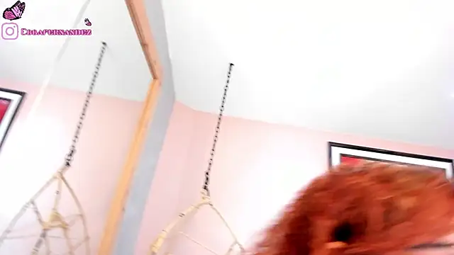 ebbafernandez  online show from May 28, 2026, 11:49 am