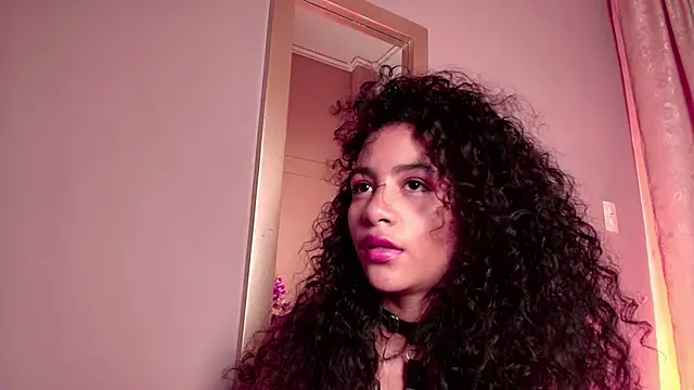 AntonellaHall  online show from April 9, 2026, 6:47 pm