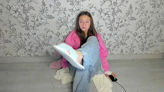 EllaSky xoxo online show from October 19, 2025, 10:34 pm