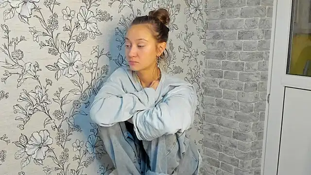 EllaSky xoxo online show from October 26, 2025, 2:23 am