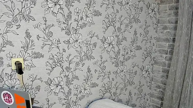 EllaSky xoxo online show from October 30, 2025, 7:33 pm