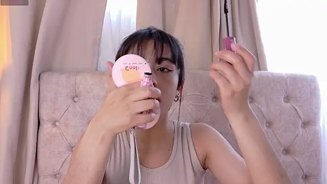 Alyssa jones online show from November 26, 2025, 3:12 pm