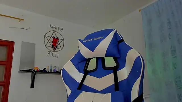 Snapshot of Camila_TransGirl chatting on November 9, 2025, 6:23 pm Camila TransGirl online show from November 9, 2025, 6:23 pm