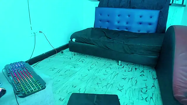 Snapshot of Camila_TransGirl chatting on March 20, 2025, 4:07 am Camila TransGirl online show from March 20, 2025, 4:07 am