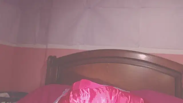 Snapshot of Ary_z chatting on March 8, 2025, 5:28 am Ary z online show from March 8, 2025, 5:28 am