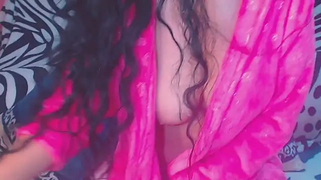 Snapshot of Ary_z chatting on October 19, 2025, 3:20 am Ary z online show from October 19, 2025, 3:20 am