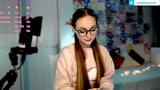 Snapshot of Milky_way_UwU chatting on January 19, 2025, 9:45 pm Milky way UwU online show from January 19, 2025, 9:45 pm