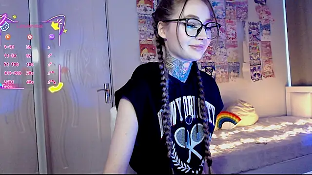 Snapshot of Milky_way_UwU chatting on September 19, 2025, 7:34 am Milky way UwU online show from September 19, 2025, 7:34 am