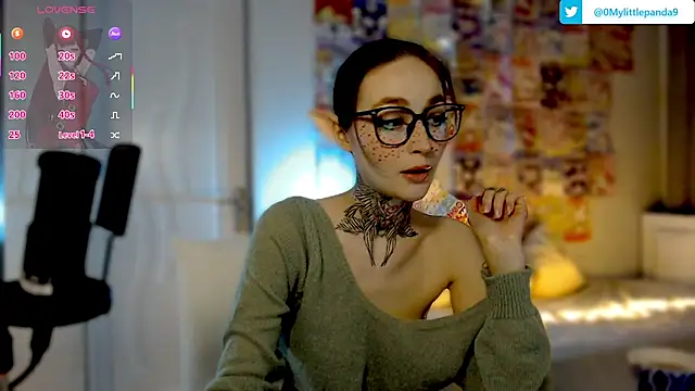 Snapshot of Milky_way_UwU chatting on March 18, 2025, 10:37 pm Milky way UwU online show from March 18, 2025, 10:37 pm