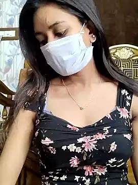 its sophiaa online show from February 14, 2025, 2:33 pm