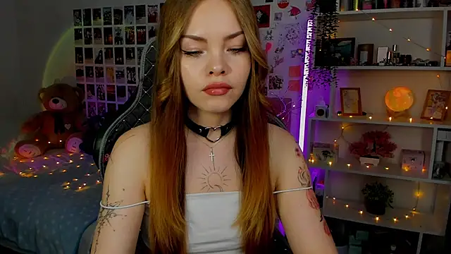 AkiraKatsu online show from September 9, 2025, 12:03 pm