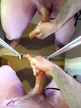 Snapshot of PerfectBisex chatting on December 2, 2025, 4:52 pm PerfectBisex online show from December 2, 2025, 4:52 pm