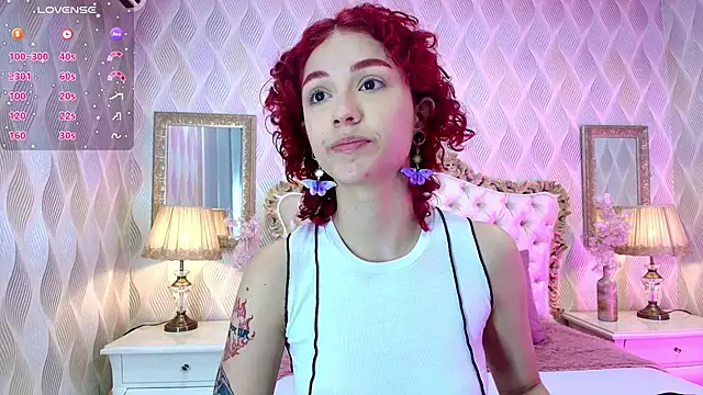 Snapshot of Ivy_Starr1 chatting on September 16, 2025, 2:29 pm Ivy Starr1 online show from September 16, 2025, 2:29 pm