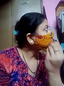 Snapshot of bobbyronak chatting on February 15, 2025, 11:06 am bobbyronak online show from February 15, 2025, 11:06 am