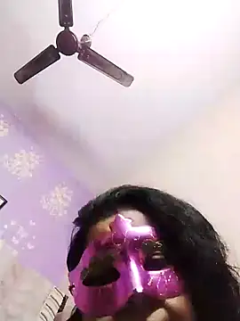 Snapshot of bobbyronak chatting on February 7, 2025, 6:45 pm bobbyronak online show from February 7, 2025, 6:45 pm