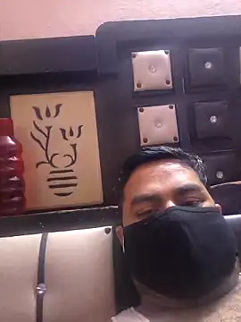 Snapshot of bobbyronak chatting on March 1, 2025, 6:21 pm bobbyronak online show from March 1, 2025, 6:21 pm