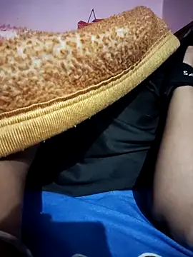 Snapshot of Kashish_SC chatting on February 22, 2025, 7:58 pm Kashish SC online show from February 22, 2025, 7:58 pm