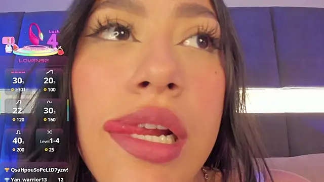 Snapshot of nicolle_pierce chatting on March 7, 2025, 6:43 pm nicolle pierce online show from March 7, 2025, 6:43 pm