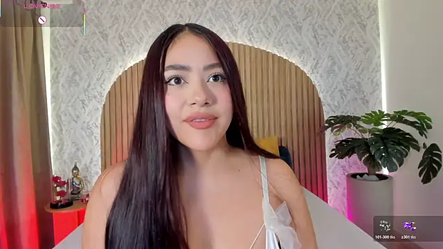 nicolle pierce online show from June 8, 2026, 2:06 pm