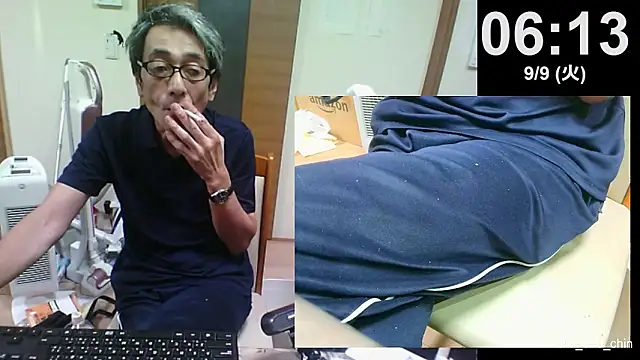 Snapshot of mama010-chan chatting on September 8, 2025, 9:14 pm mama010-chan online show from September 8, 2025, 9:14 pm