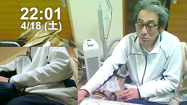 mama010-chan online show from April 18, 2026, 1:02 pm