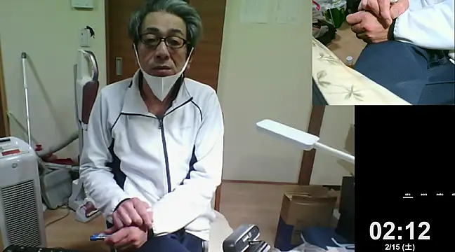 Snapshot of mama010-chan chatting on February 14, 2025, 5:14 pm mama010-chan online show from February 14, 2025, 5:14 pm