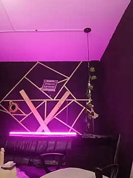 Snapshot of Gelena_Black chatting on November 13, 2025, 12:31 pm Gelena Black online show from November 13, 2025, 12:31 pm