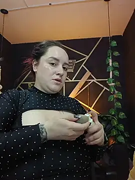 Snapshot of Gelena_Black chatting on November 4, 2025, 12:42 pm Gelena Black online show from November 4, 2025, 12:42 pm