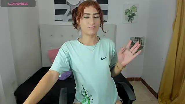 Snapshot of Sofia_agudelo chatting on October 27, 2025, 3:13 pm Sofia agudelo online show from October 27, 2025, 3:13 pm