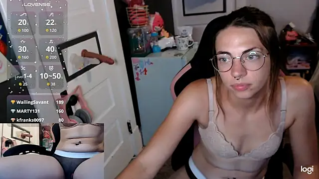 KSwonderland6 online show from October 16, 2025, 5:32 pm