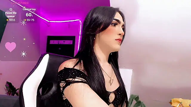 Snapshot of Venecia_Sweet chatting on December 16, 2025, 10:14 pm Venecia Sweet online show from December 16, 2025, 10:14 pm