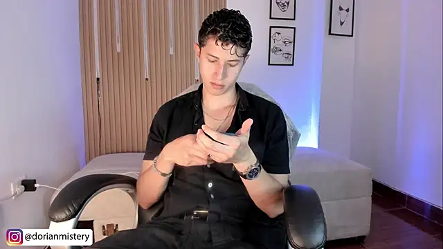 Dorianmistery2322  online show from July 10, 2026, 4:18 pm