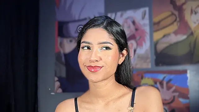 chiarabrielle00 online show from January 5, 2026, 8:23 pm