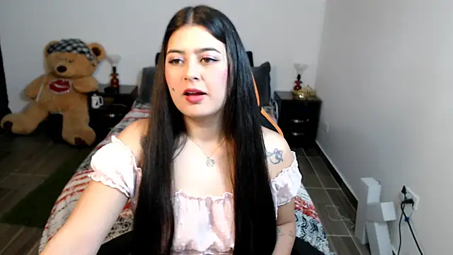 Snapshot of Ana_Maria_1606 chatting on September 17, 2025, 7:38 pm Ana Maria 1606 online show from September 17, 2025, 7:38 pm