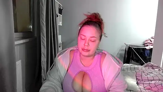 96CHloe96 online show from February 23, 2025, 4:02 pm