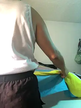 Snapshot of gipsela_gomez chatting on November 12, 2025, 2:10 pm gipsela gomez online show from November 12, 2025, 2:10 pm