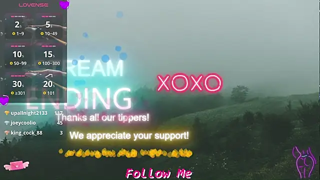 QueenYsuRey online show from October 22, 2025, 4:45 am