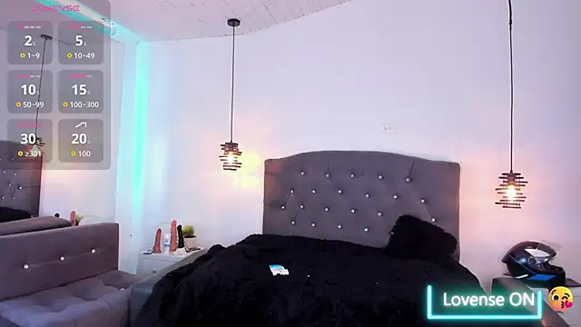 Snapshot of anne_parker chatting on November 29, 2025, 1:33 pm anne parker online show from November 29, 2025, 1:33 pm