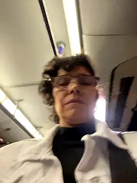 MireyaTorresGu online show from September 21, 2025, 3:33 am