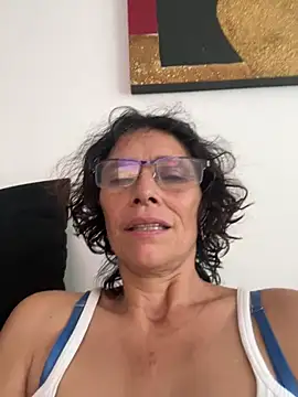 MireyaTorresGu online show from February 20, 2026, 10:44 pm