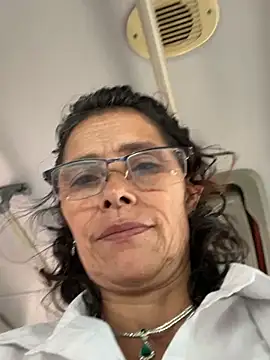 Snapshot of MireyaTorresGu chatting on May 31, 2026, 6:31 pm MireyaTorresGu online show from May 31, 2026, 6:31 pm