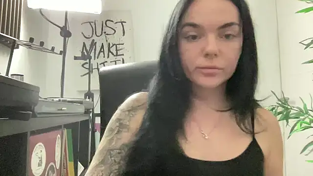 yorkshiregal online show from November 27, 2025, 7:09 am