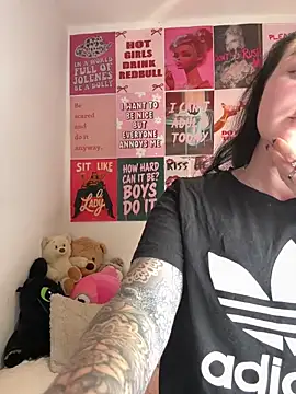 yorkshiregal online show from April 13, 2026, 9:30 pm