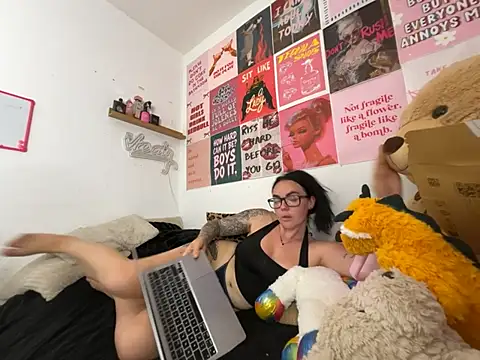 Snapshot of yorkshiregal chatting on July 24, 2026, 9:16 am yorkshiregal online show from July 24, 2026, 9:16 am