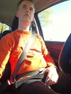 Hectorthyssen1 online show from April 23, 2026, 3:02 pm