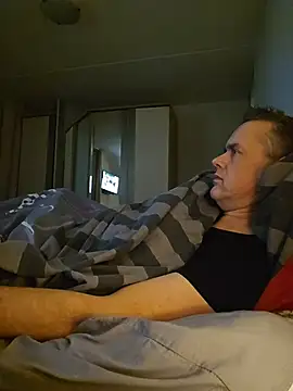 Snapshot of Hectorthyssen1 chatting on December 14, 2025, 9:42 pm Hectorthyssen1 online show from December 14, 2025, 9:42 pm