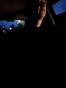 Snapshot of Hectorthyssen1 chatting on November 4, 2025, 4:33 pm Hectorthyssen1 online show from November 4, 2025, 4:33 pm