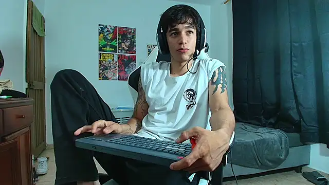 Zacktk7 online show from February 12, 2025, 7:34 am