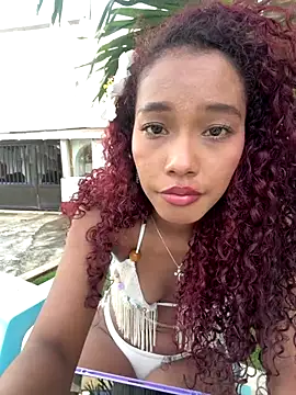 Snapshot of Salome_Williamss chatting on November 19, 2025, 9:48 pm Salome Williamss online show from November 19, 2025, 9:48 pm