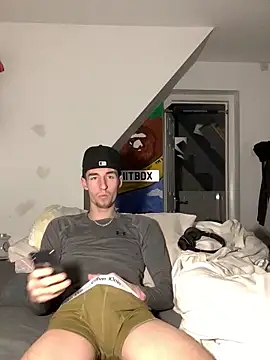 Snapshot of MikesWood21 chatting on January 16, 2025, 1:58 am MikesWood21 online show from January 16, 2025, 1:58 am